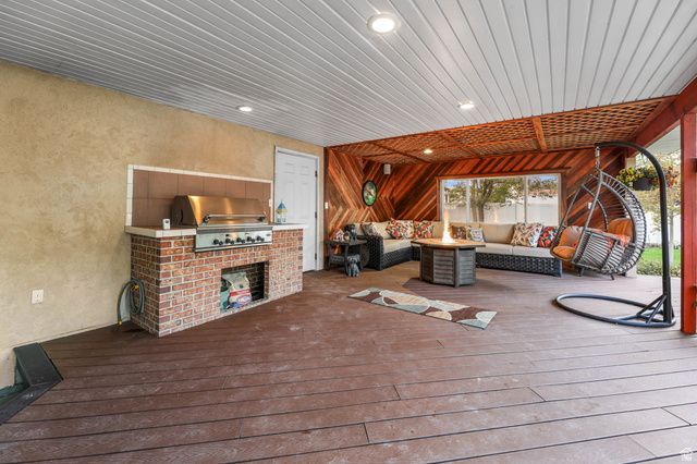 3256 W STAR FIRE RD, South Jordan, UT 84095