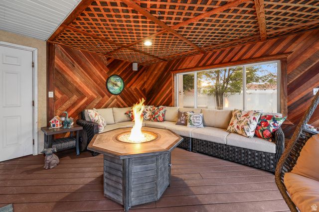 3256 W STAR FIRE RD, South Jordan, UT 84095