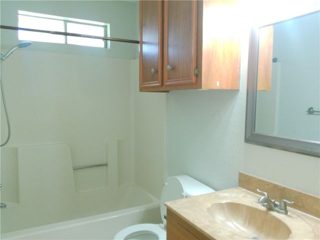2614 Camargo Dr, Corpus Christi, TX 78415