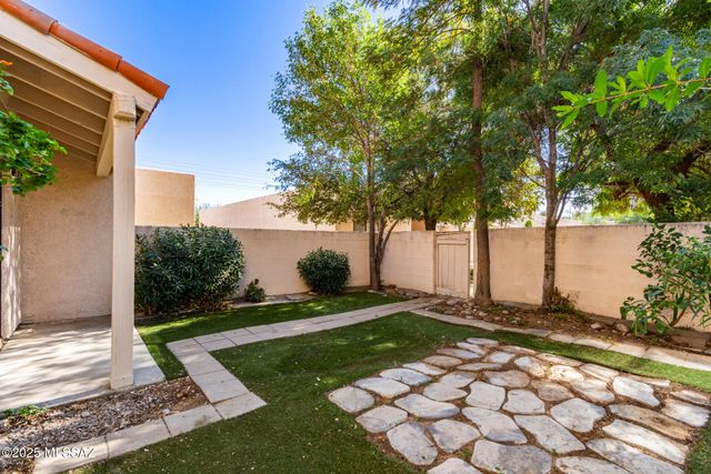 7872 E 35th Street, Tucson, AZ 85710