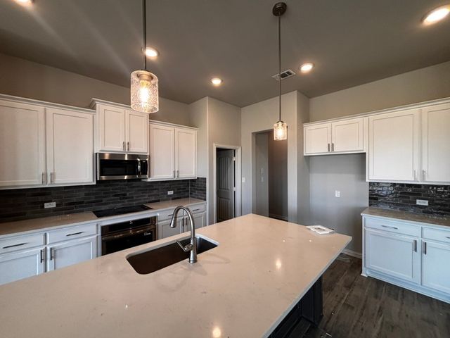 142 Pheasant Run Drive, New Fairview, TX 76078