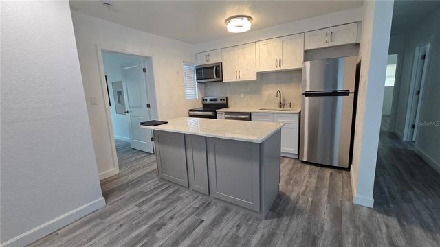 2827 16TH AVENUE S, St Petersburg, FL 33712