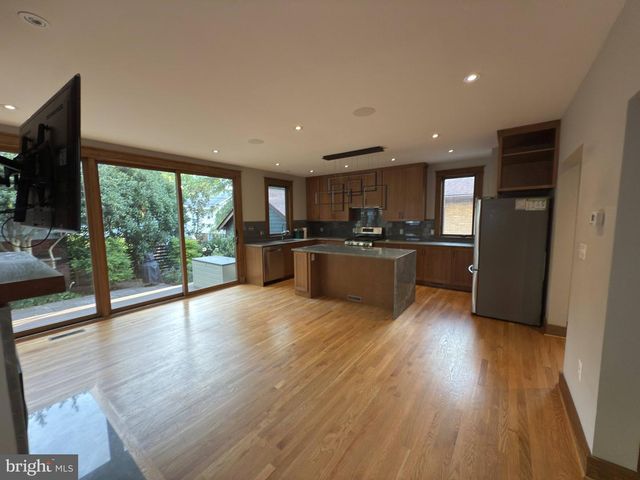 807 RICHMOND AVE, Silver Spring, MD 20910