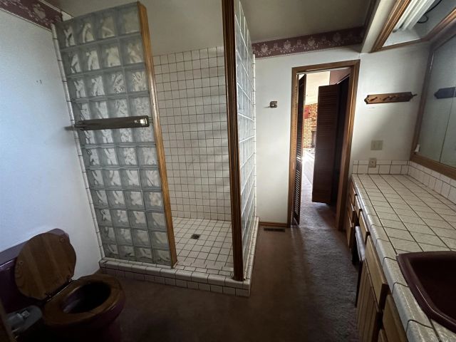 402 Delle Drive, Crestline, CA 92325