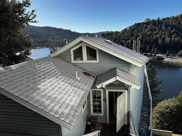 402 Delle Drive, Crestline, CA 92325