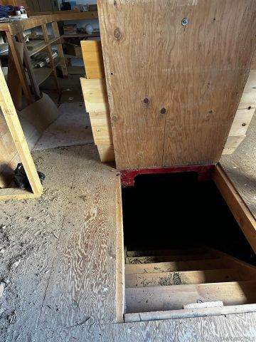 402 Delle Drive, Crestline, CA 92325