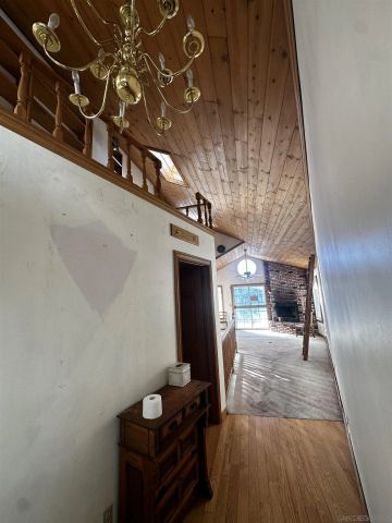 402 Delle Drive, Crestline, CA 92325