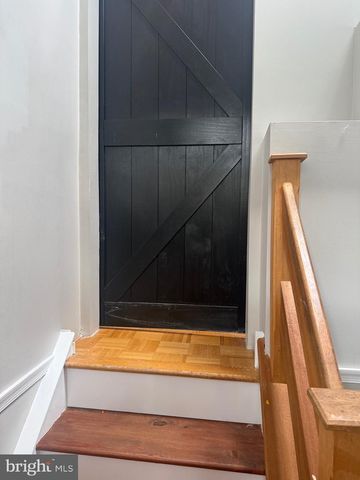 27 MAIN ST, Chesterbrook, PA 19087