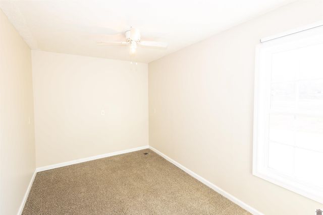 90 Ash Drive, Mayfield, KY 42066