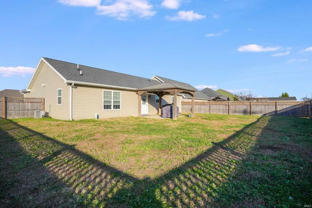 3625 Ebbets Drive, Evansville, IN 47725