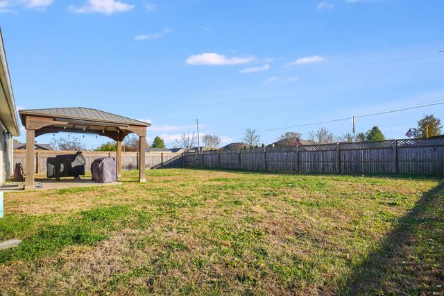 3625 Ebbets Drive, Evansville, IN 47725