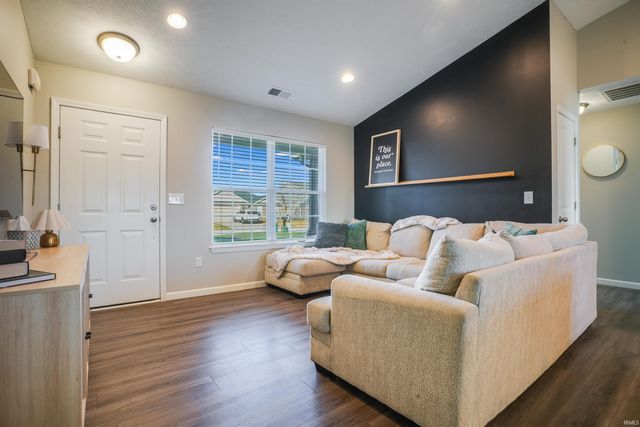 3625 Ebbets Drive, Evansville, IN 47725