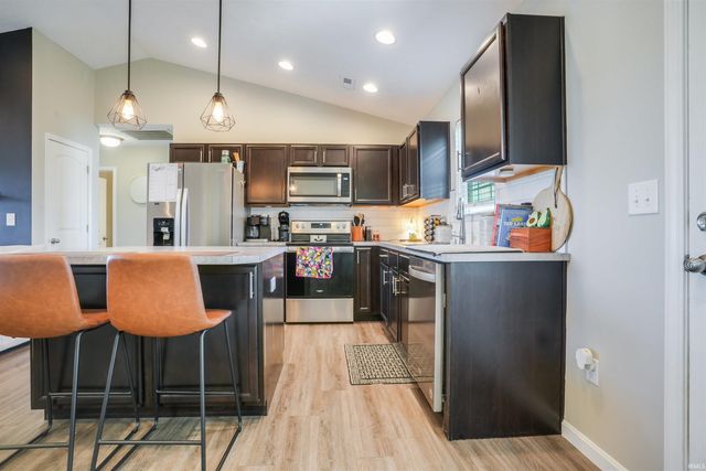 3625 Ebbets Drive, Evansville, IN 47725