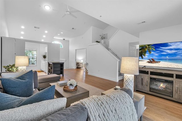 8340 WINGATE DRIVE 1023, Sarasota, FL 34238