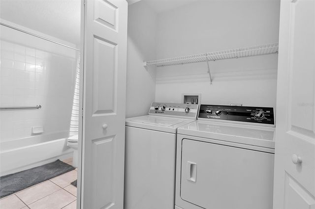 8340 WINGATE DRIVE 1023, Sarasota, FL 34238