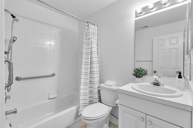 8340 WINGATE DRIVE 1023, Sarasota, FL 34238