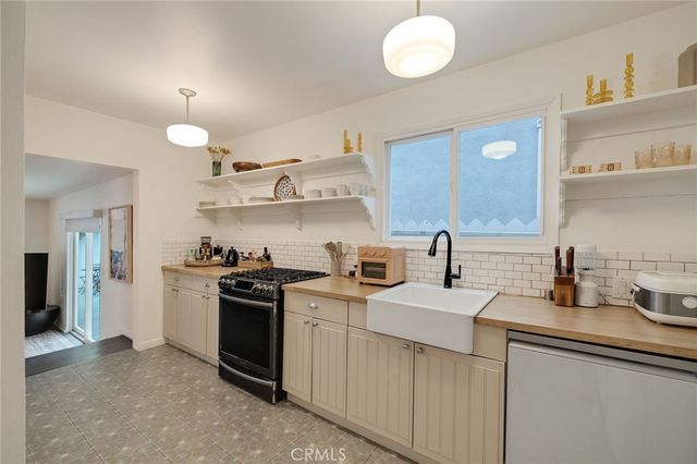 1706 Carver Street, Redondo Beach, CA 90278
