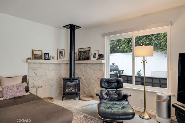 1706 Carver Street, Redondo Beach, CA 90278