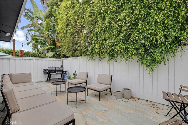 1706 Carver Street, Redondo Beach, CA 90278