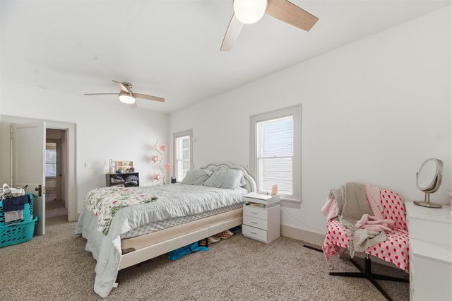622 W Carr Ave, El Dorado, KS 67042