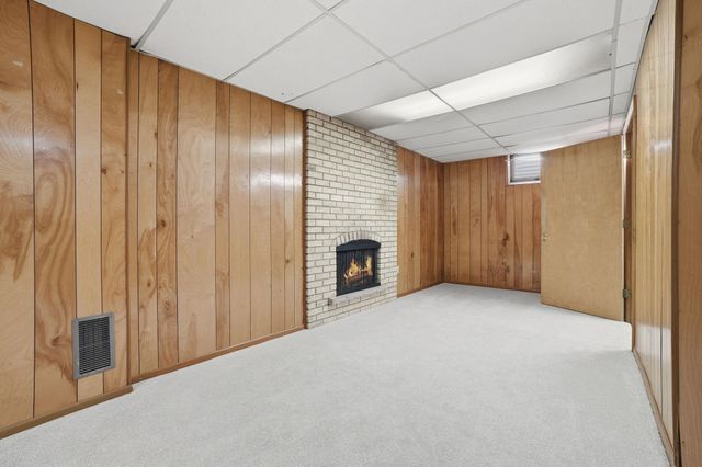 183 Windsor Court, New Brighton, MN 55112