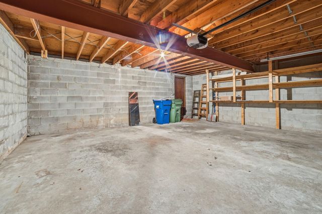 183 Windsor Court, New Brighton, MN 55112