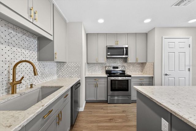 3507 GLORIA AVENUE, Plant City, FL 33563