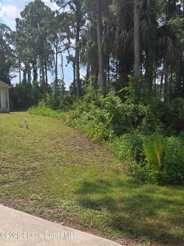 1524 Holbrook Road NW, Palm Bay, FL 32907