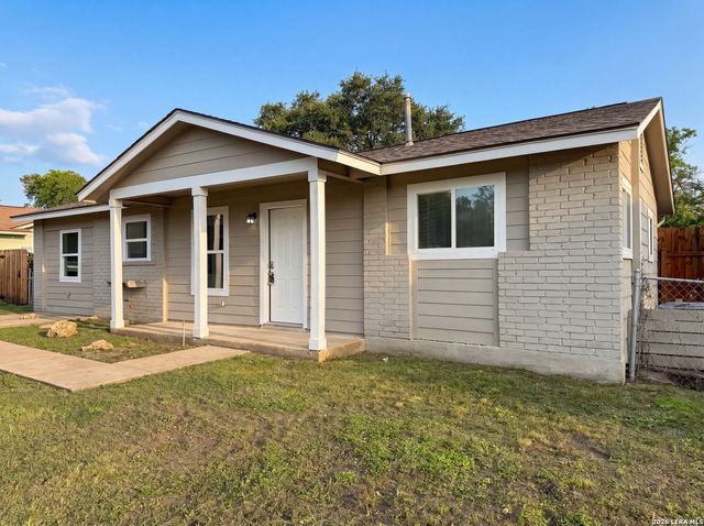 3702 AUTUMN LN, San Antonio, TX 78219