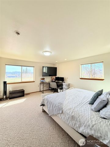 82 Epley Road, Omak, WA 98841