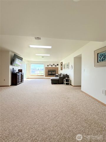 82 Epley Road, Omak, WA 98841