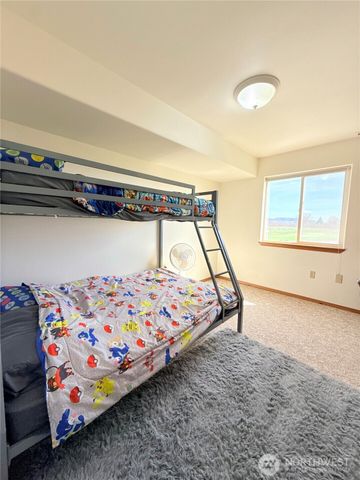 82 Epley Road, Omak, WA 98841