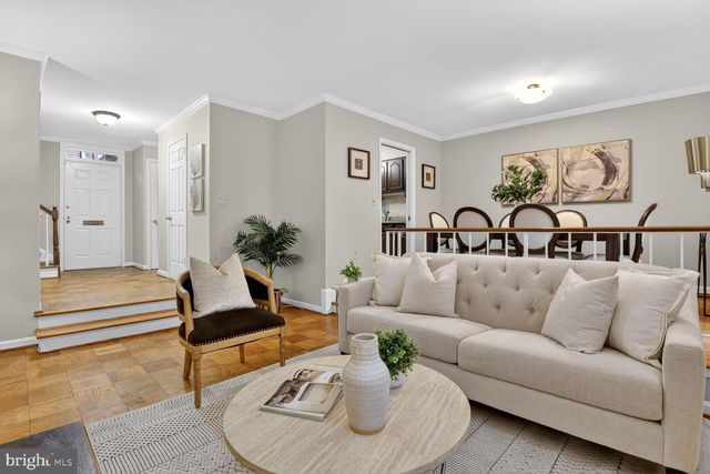 1018 N ROYAL ST, Alexandria, VA 22314