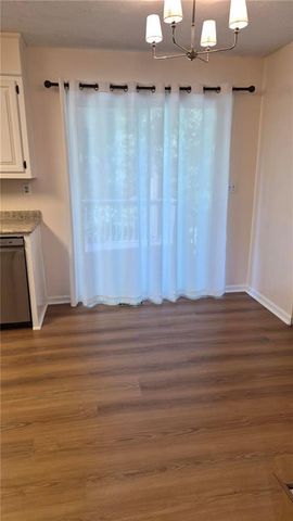 290 Saint Simons Cove, Lawrenceville, GA 30044