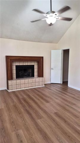 290 Saint Simons Cove, Lawrenceville, GA 30044