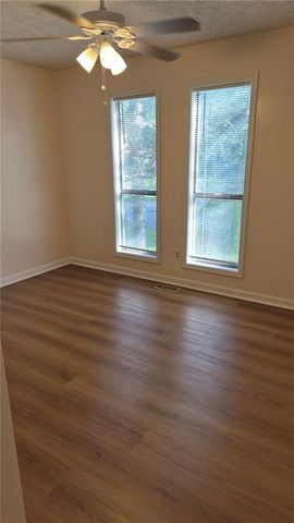 290 Saint Simons Cove, Lawrenceville, GA 30044
