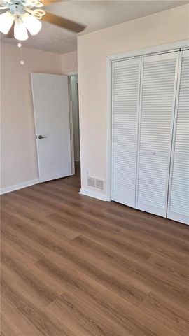 290 Saint Simons Cove, Lawrenceville, GA 30044