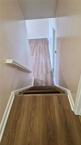 290 Saint Simons Cove, Lawrenceville, GA 30044