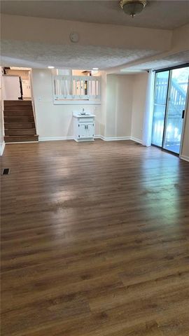 290 Saint Simons Cove, Lawrenceville, GA 30044