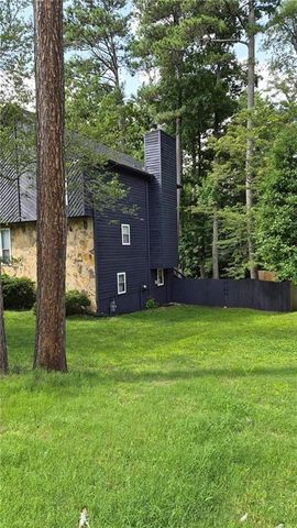 290 Saint Simons Cove, Lawrenceville, GA 30044