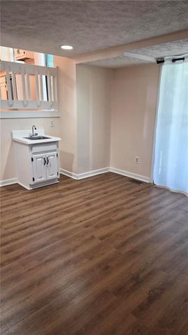 290 Saint Simons Cove, Lawrenceville, GA 30044