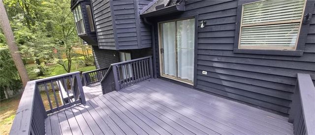 290 Saint Simons Cove, Lawrenceville, GA 30044