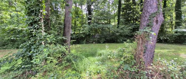 290 Saint Simons Cove, Lawrenceville, GA 30044