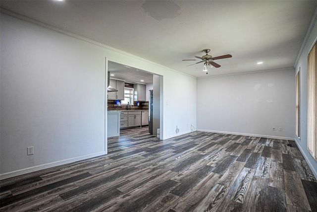 25189 N Wilson Road, Henryetta, OK 74437