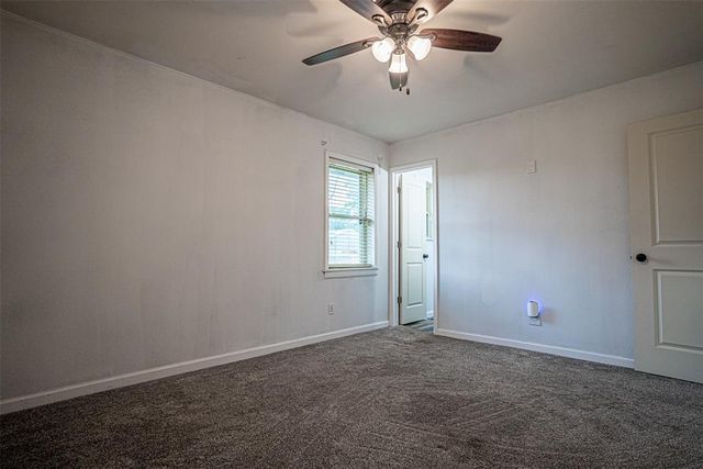 25189 N Wilson Road, Henryetta, OK 74437