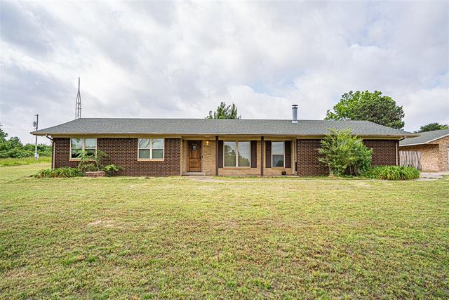 25189 N Wilson Road, Henryetta, OK 74437