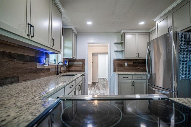 25189 N Wilson Road, Henryetta, OK 74437