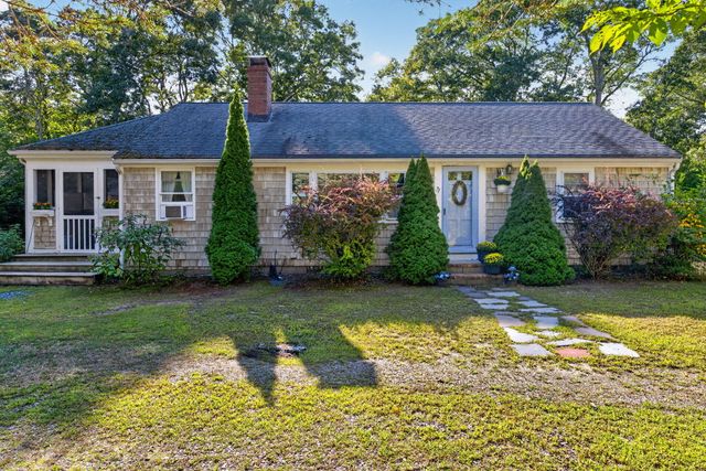 71 Homeport Drive, West Hyannisport, MA 02672