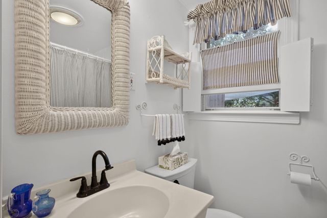 71 Homeport Drive, West Hyannisport, MA 02672