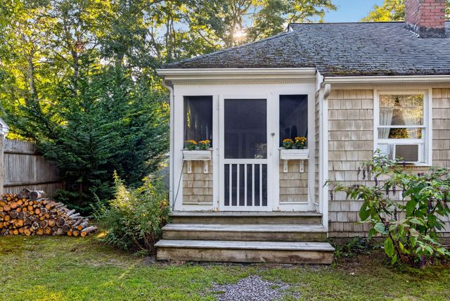71 Homeport Drive, West Hyannisport, MA 02672